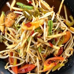 115  ตำป่าเถื่อน