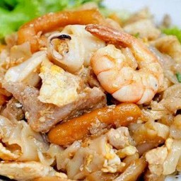 ก๋วยเตี๋ยวคั่วรวมมิตร