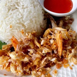 918 ข้าวทะเลทอดกระเทียม