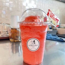 สตรอเบอร์รี่ปั่น