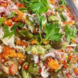 ยำมะเขือยาวหมูสับกุ้งแห้ง