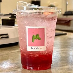 สตรอเบอร์รี่โซดา