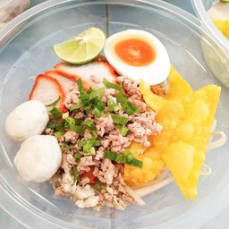 เย็นตาโฟต้มยำไข่หมู