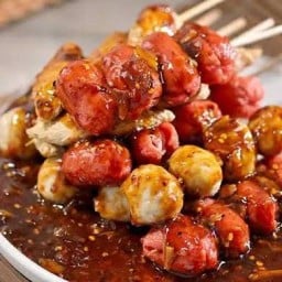 ร้านลูกชิ้นทอด (น้ำจิ้มเด็ดในตำนาน) นาป่า