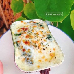 ผักโขมอบชีส