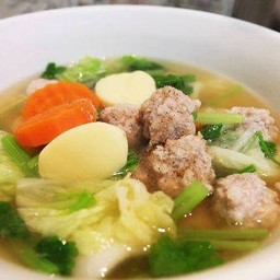 ต้มจืดเต้าหู้หมูสับร้อนๆ