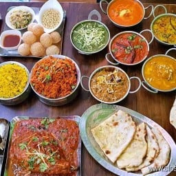 Indian food  15 213/71