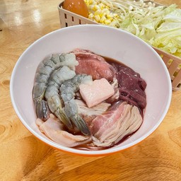 หมูกระทะชุดกลาง (M)