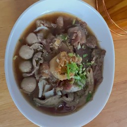 เกาเหลาเนื้อตุ๋น