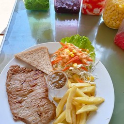 สเต็กเนื้อ พริกไทยดำ