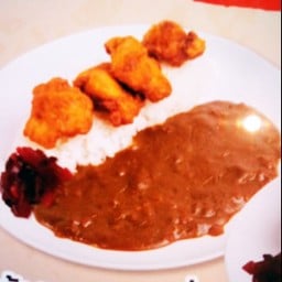 ข้าวแกงกะหรี่ไก่คาราเกะ