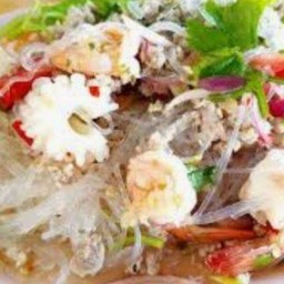 ยำวุ้นเส้นทะเล