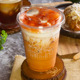 Thai milk tea