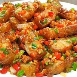 หมูทอดคั่วพริกเกลือ วัชรพล 16