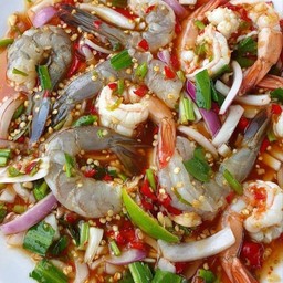 ยำกุ้งสด