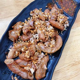 ไส้อ่อนทอดกระเทียม