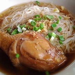 หมี่ขาว แห้ง น้ำ ไก่ตุ๋น