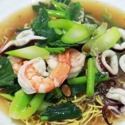 ราดหน้าหมี่กรอบทะเล