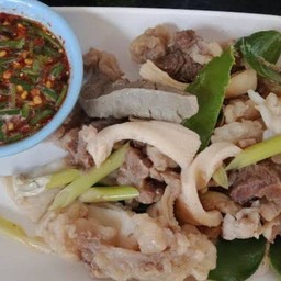 ลวกจิ้มเนื้อ