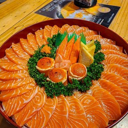 แซลม่อนซาชิมิคอมโบเซ็ทA