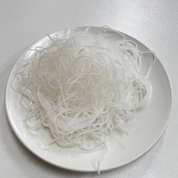 วุ้นเส้น