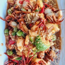 ร้านส้มตำ ยำนัวร์ [ครัวหลังบ้าน] ร้านอาหารอีสาน
