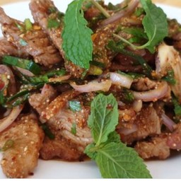 น้ำตกหมู