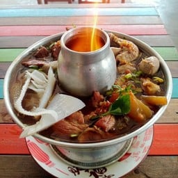 เกาเหลาหม้อไฟเนื้อตุ๋น