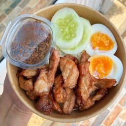 ข้าวหมูปลาร้า