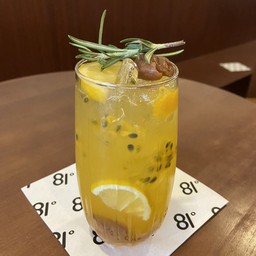 Plum Passion บ๊วยเสาวรส