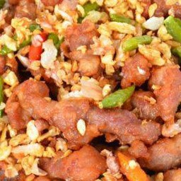 หมูทอดกระเทียมพริกสดราดข้าว