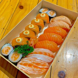 แซลม่อนซูชิ เลิฟเวอร์(สด)