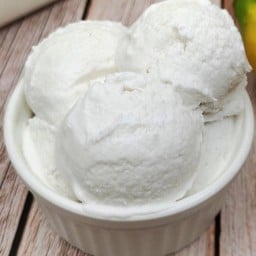 ไอศครีมเนสเล่ รสกะทิ