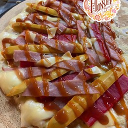 เครป ไส้กรอกแฮมปูอัดชีส