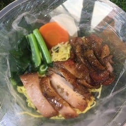 แมงกะพรุนปิ้งย่าง นำ้จิ้มรสเด็จ ตลาดริมสวนนินจา