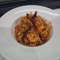 ยำหอยนางรม หรือ หอยนางรมทรงเครื่อง