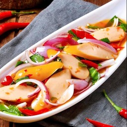 ยำไส้กรอก