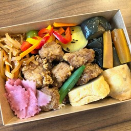 โนริเบ็นโตะปลาทูน่าทอด