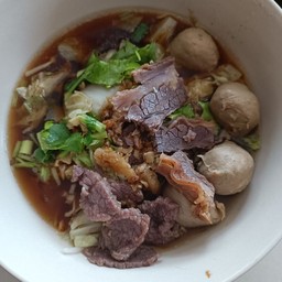 ก๋วยเตี๋ยวเจ้นางหน้าวัด[ไทลื้อ]
