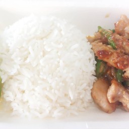 ข้าวราดหมูหมักผัดน้ำพริกกะปิ