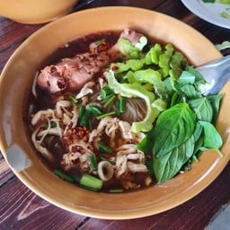 ก๋วยเตี๋ยวไก่ใกล้เจ๊ง สาขา 1