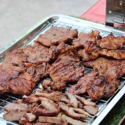สถานีคอหมูย่างน้ำจิ้มแจ่วสูตรเด็ด หมู่บ้านไทยสมุทร