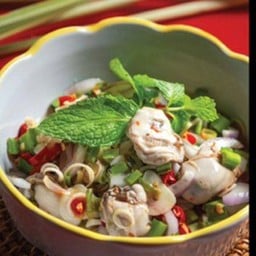 ยำหอยนางรม