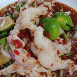 ยำเล็บมือนาง