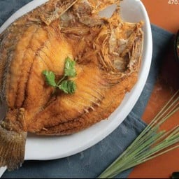 ปลากระพงทอดน้ำปลา