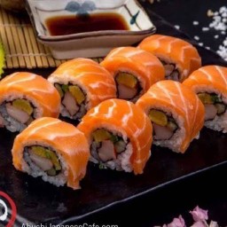แซลมอนโรล (1 โรล มี 5 ชิ้น)