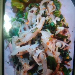 ยำผ้าขี้ริ้วขาว