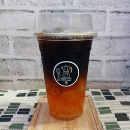 อเมริกาโน่พีชโซดา