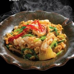 หมึกผัดผงกะหรี่