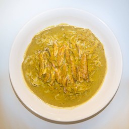 ขนมจีนแกงปู